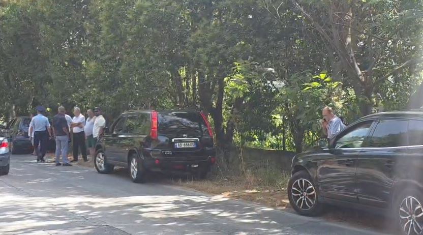 Aksident zinxhir në aksin Fier-Levan, përplasen tre automjete
