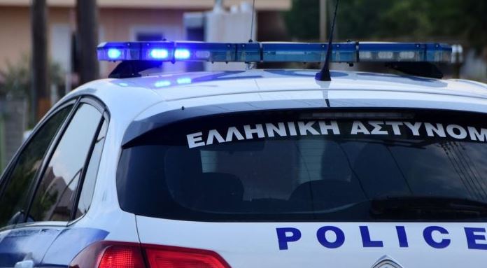 Alarm në qendër të Athinës/ Valixhe e dyshimtë në Monastiraki, policia rrethon zonën