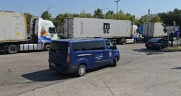 Aksidenti në Portin e Durrësit/ E përplasi kamioni, humb jetën në spital shoferi nga Kosova