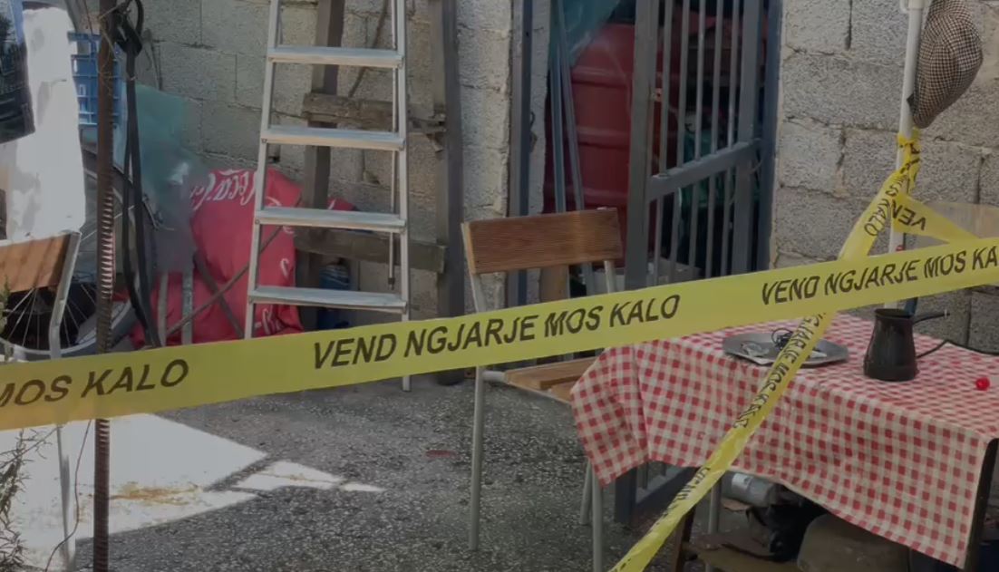 U plagos me troko teksa punonte në banesë, një person humb jetën në Pogradec (EMRI)