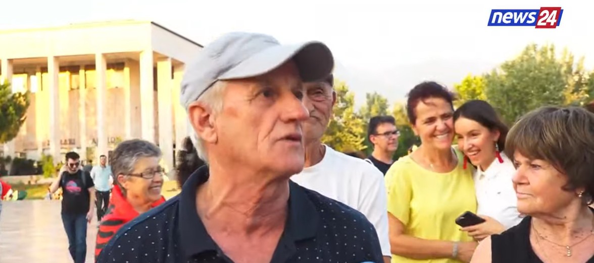 Revolta popullore! Thirrja e fortë e të moshuarit për intelektualët: Reagoni, heshtja juaj mund të jetë më e rëndë se fjala e të ligjve