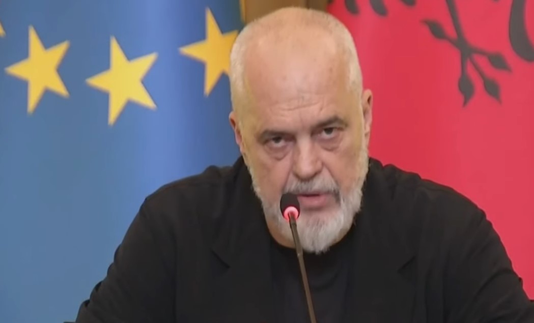 Shqiptarët prej 2 muajsh i kërkojnë dorëheqjen! “E zgjedh populli me votë se kush do të jetë në qeveri”, Rama: Më pëlqen kënga “Jepe dorëheqjen”, por…