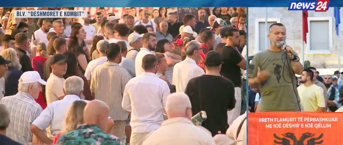 Revolta popullore! Aktivisti thirrje socialistëve: Ngrihuni në protestë kundër Ramës, digjini teserat e partisë!