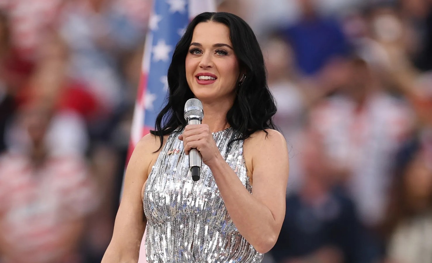 LAJM/ Katy Perry elektrizon “Sunny Hill Festival”, ish-kryeministri i Kanadasë Justin Trudeau shfaqet në Prishtinë për ta mbështetur