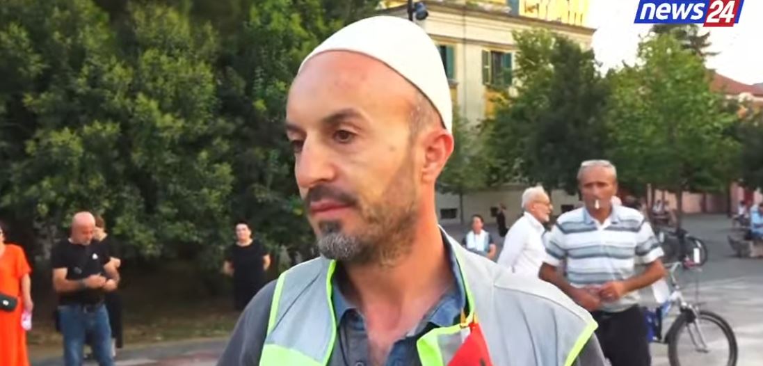 “Mërgata s’ka ardhur vetëm për pushime, por për të rrëzuar Ramën”, Arben Kola: Shqiptarët të bashkohen në Tiranë për të shporrur këtë kastë politike!
