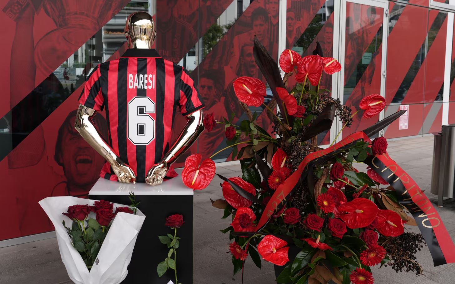 “Kapiteni legjendar”, mijëra tifozë dhe personalitete të shumtë të botës së futbollit i japin lamtumirën e fundit Franco Baresi-t