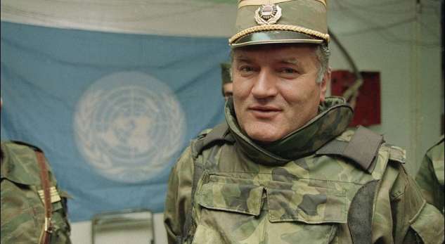 Vdekja e Ratko Mlladiç, BE i tërheq “veshin” Serbisë: Glorifikimi i kriminelëve të luftës nuk ka vend në Bashkimin Evropian