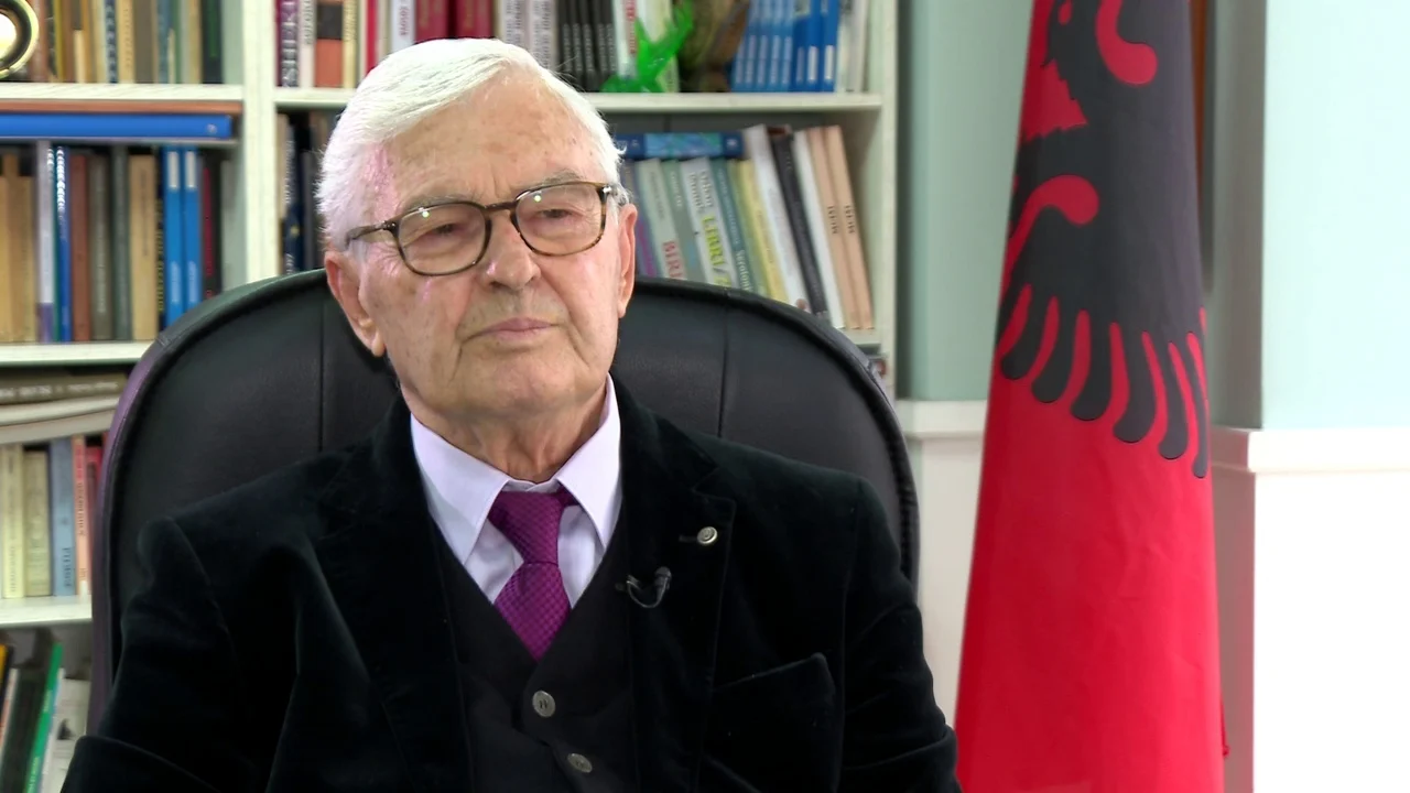 “Dënimet duhet të kundërshtohen”/ Ish-presidenti Meidani: S’mund të heshtim ndaj padrejtësive. Aleatët perëndimore t’i përmbahen parimeve demokratike